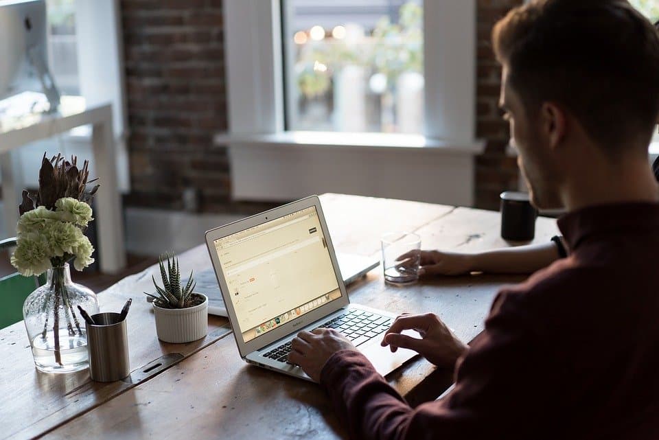 Professionelles Büro – medizinischer Anbieter und lokale Sichtbarkeit