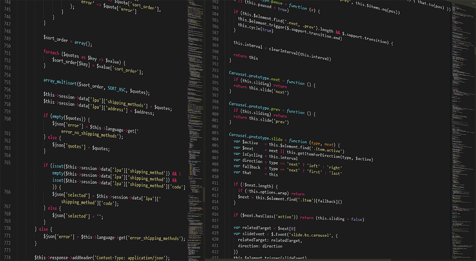 Code‑Zeilen am Monitor – PageSpeed und technische Optimierung